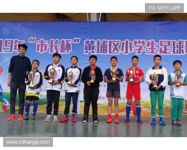 广州足球队在城市联赛中的节奏表现分析与未来展望